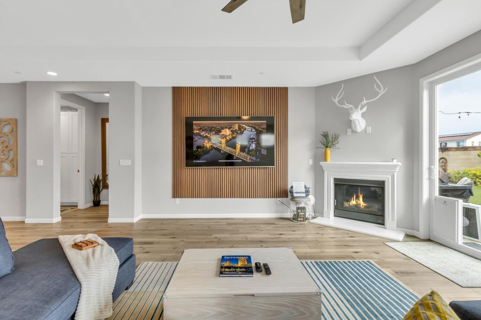 Modern-Fully Loaded-Ev Charger-Big Yard-10 Min Dt West Sacramento Exterior foto